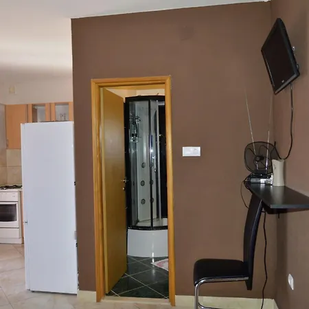 Apartman Schoene In Strandnaehe By Interhome Vinisce