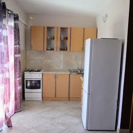 Apartman Schoene In Strandnaehe By Interhome Vinisce