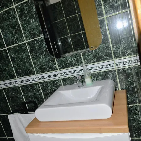 Schoene In Strandnaehe By Interhome Apartman