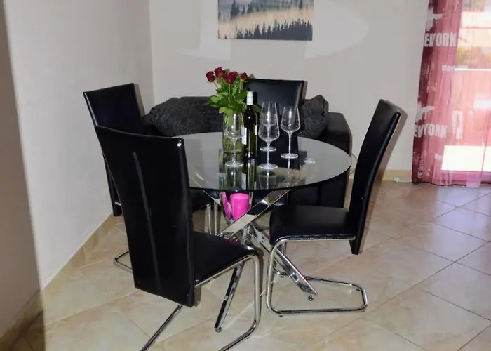 Apartament Schoene In Strandnaehe By Interhome *