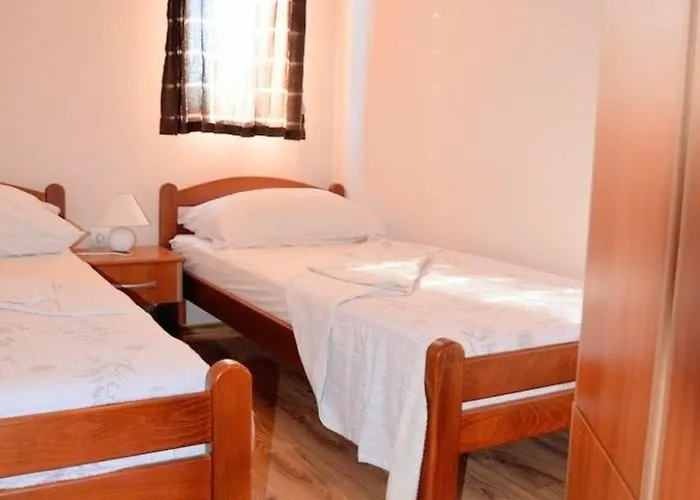 Schoene In Strandnaehe By Interhome * Vinišće