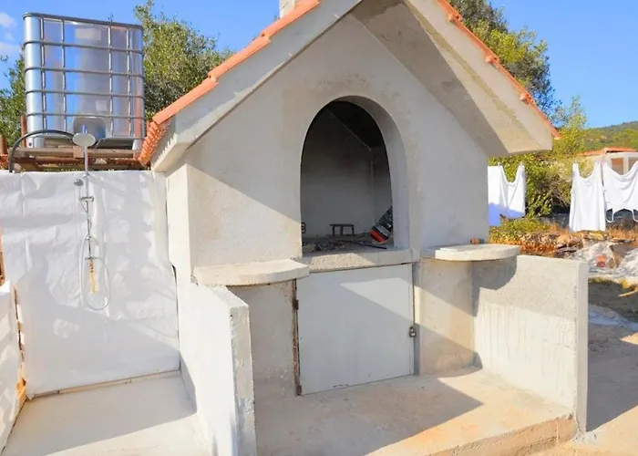 Schoene In Strandnaehe By Interhome *