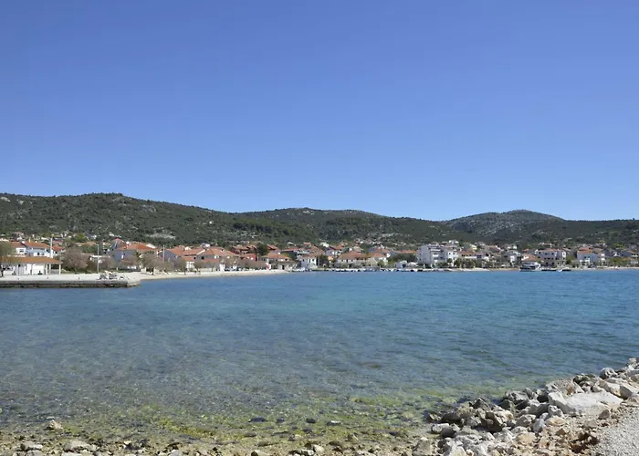 Schoene In Strandnaehe By Interhome Apartament Vinišće